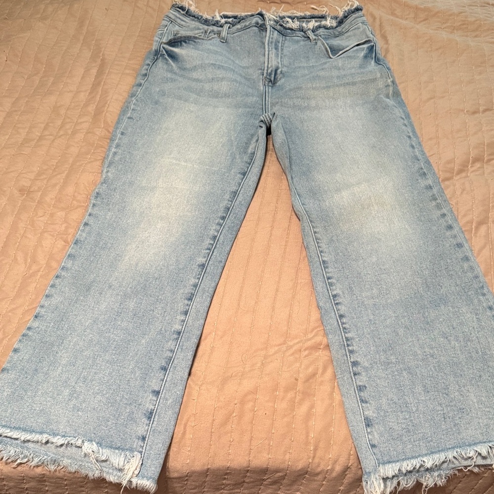 Chic Light Blue Frayed Hem Women's Flare Jeans